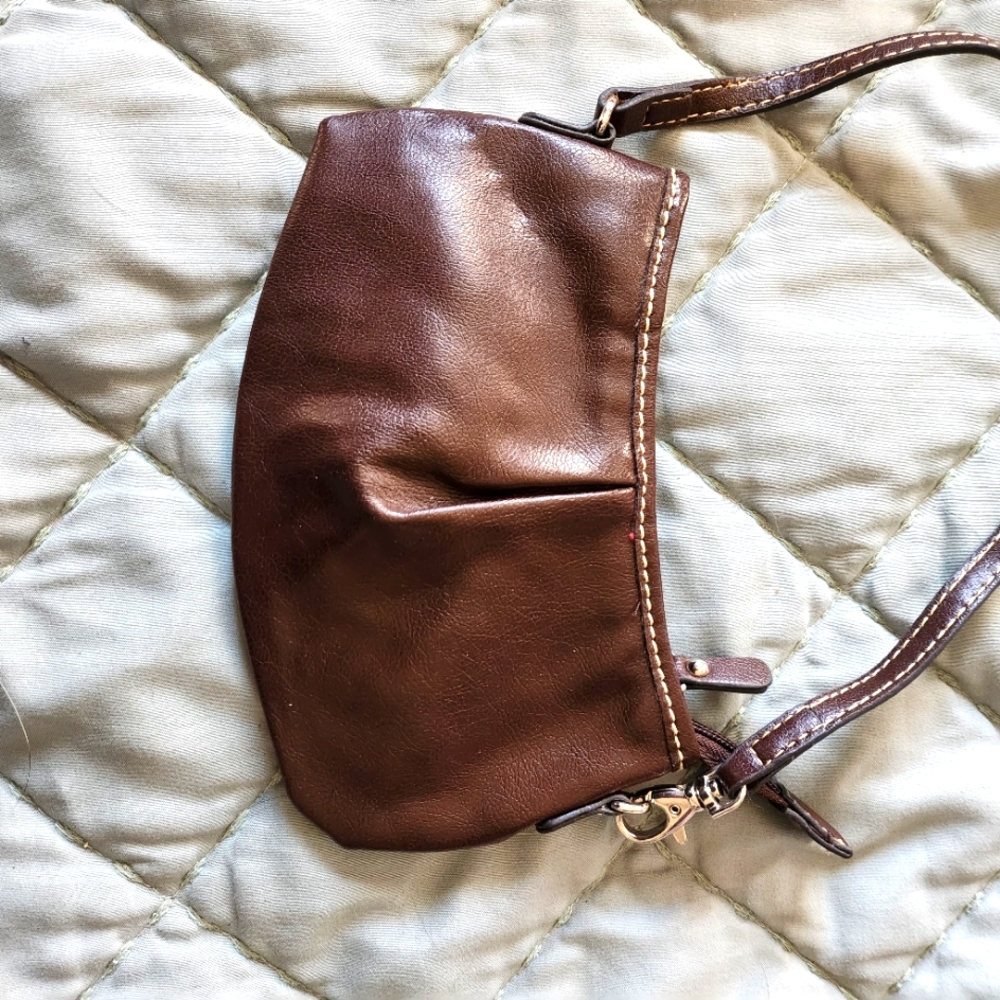 Bundle womans purses - Picture 3 of 16